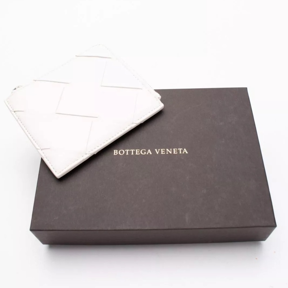 BOTTEGA VENETA Intreccio Leather Pouch Wallet Zipped Made in Italy